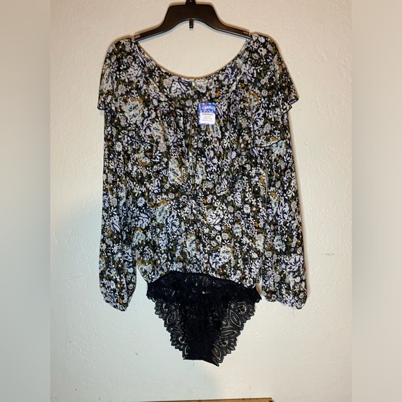 NWT Free People Floral Print Black Combo/Lace Bodysuit - Picture 6 of 9